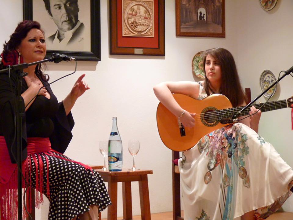 Cartel o imagen de Los viernes de la Tertulia con Maria José Abad al cante y Alba Espert a la guitarra